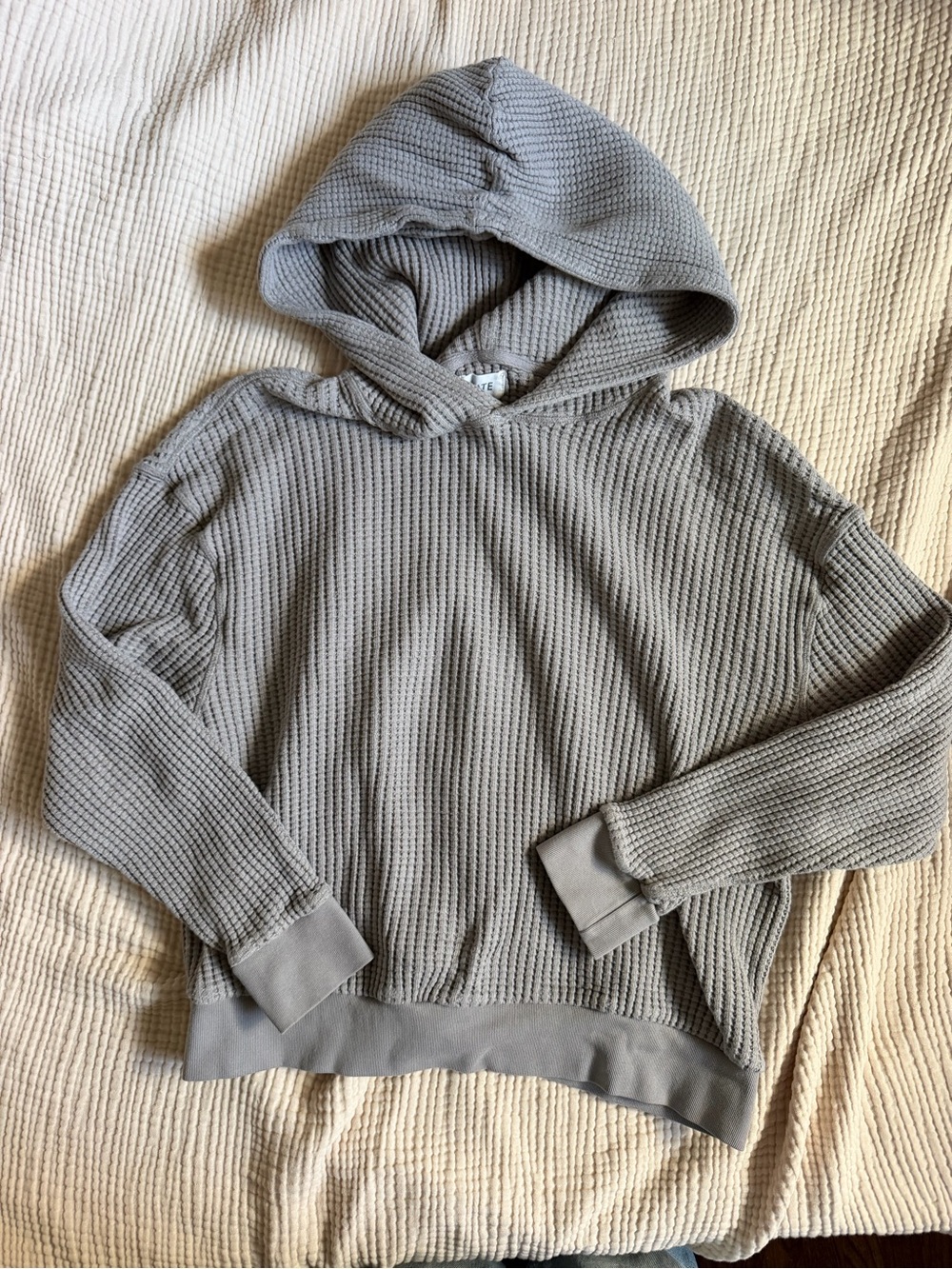 MATE the Label Gray Waffle-Knit Hooded Sweater. Size L.